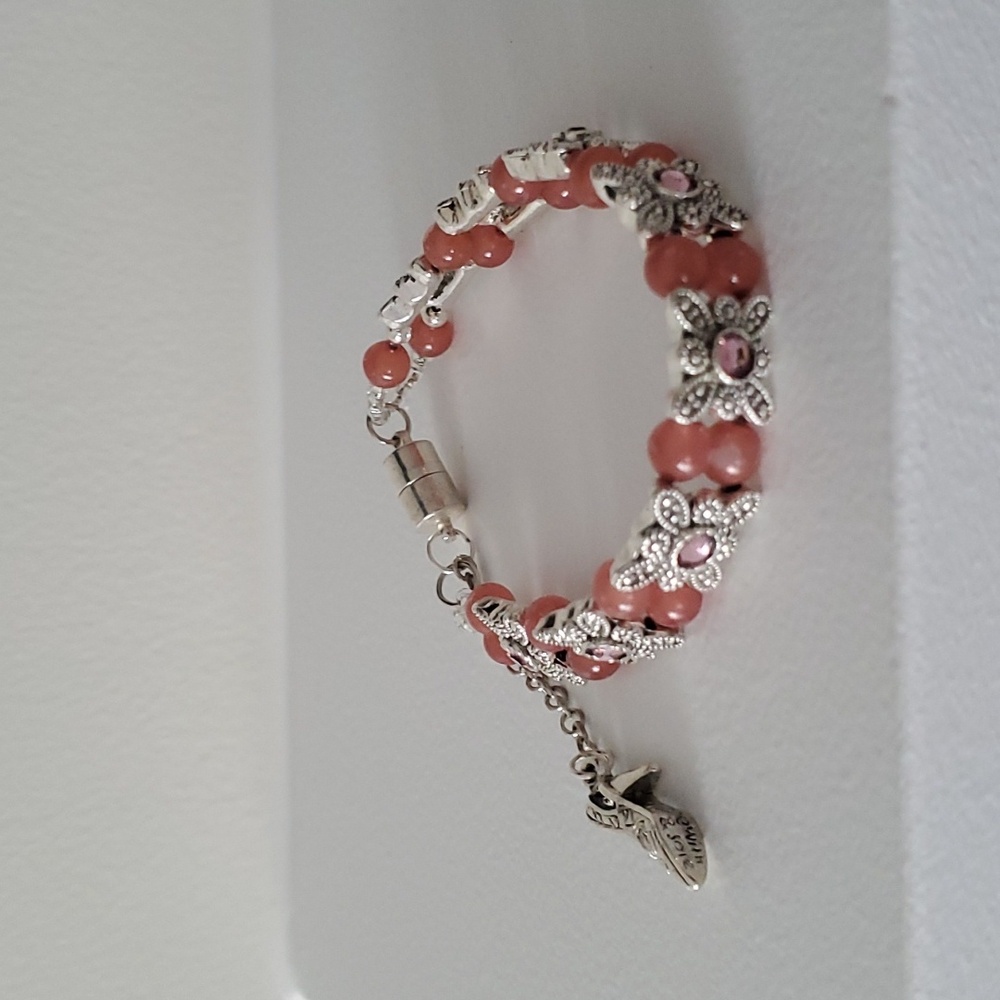 Bracelet handmade Pink!